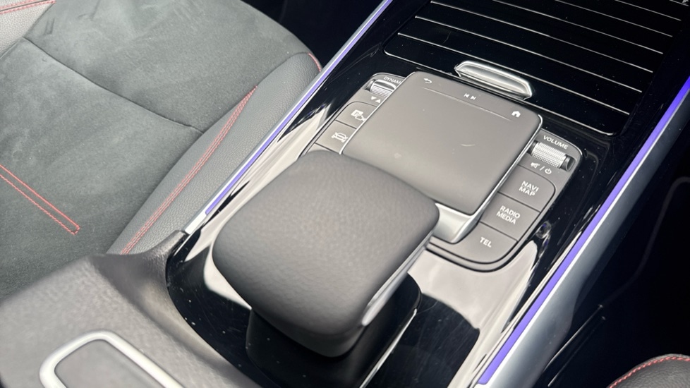 Used Mercedes-Benz GLB 2023 for sale - 77025372: Photo 29