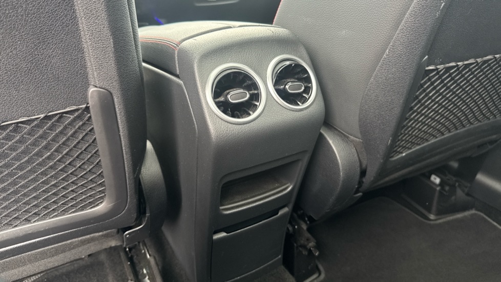 Used Mercedes-Benz GLB 2023 for sale - 77025372: Photo 33