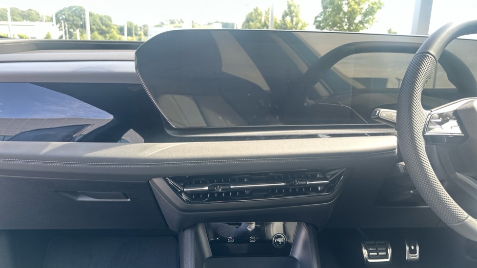 Used Audi Q6 e-tron 2025 for sale - 76870222: Photo 12