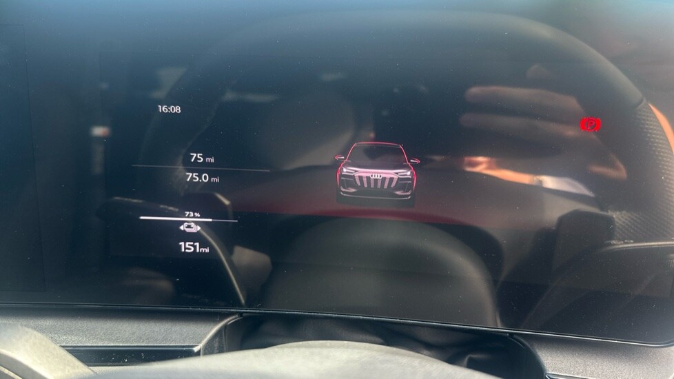 Used Audi Q6 e-tron 2025 for sale - 76870222: Photo 14