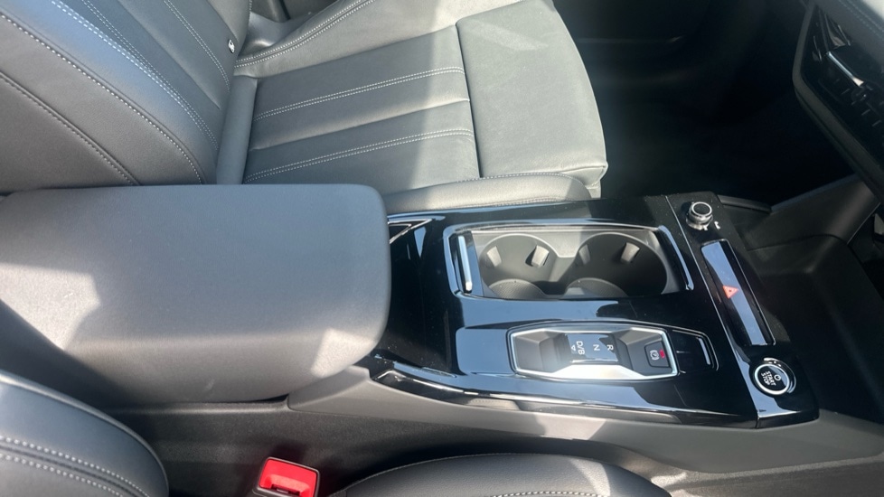 Used Audi Q6 e-tron 2025 for sale - 76870222: Photo 27