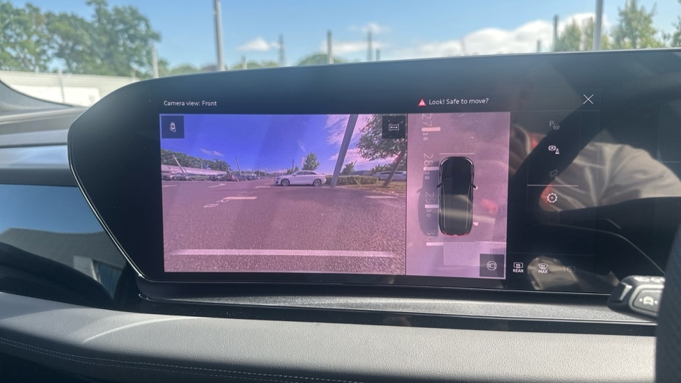 Used Audi Q6 e-tron 2025 for sale - 76870222: Photo 36