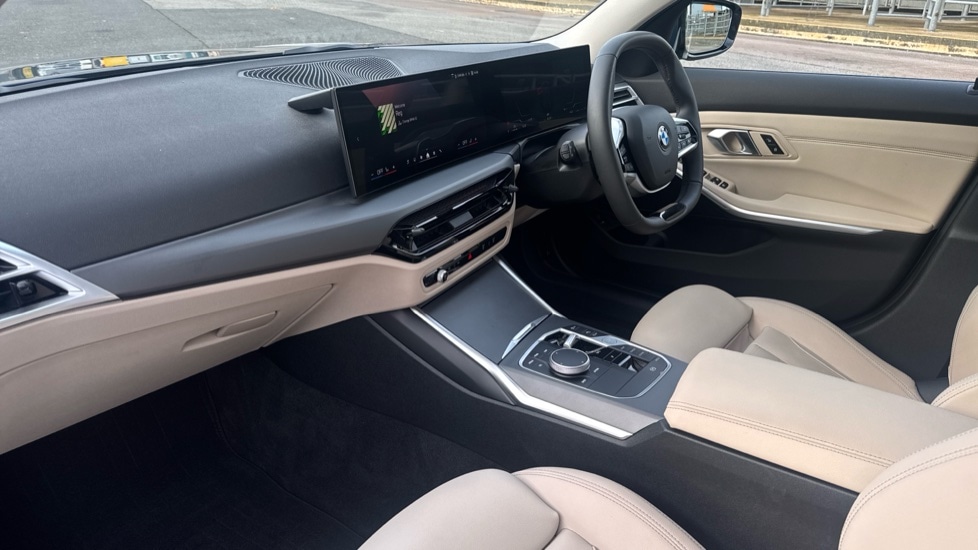 Used BMW 3 Series 2024 for sale - 76609742: Photo 10