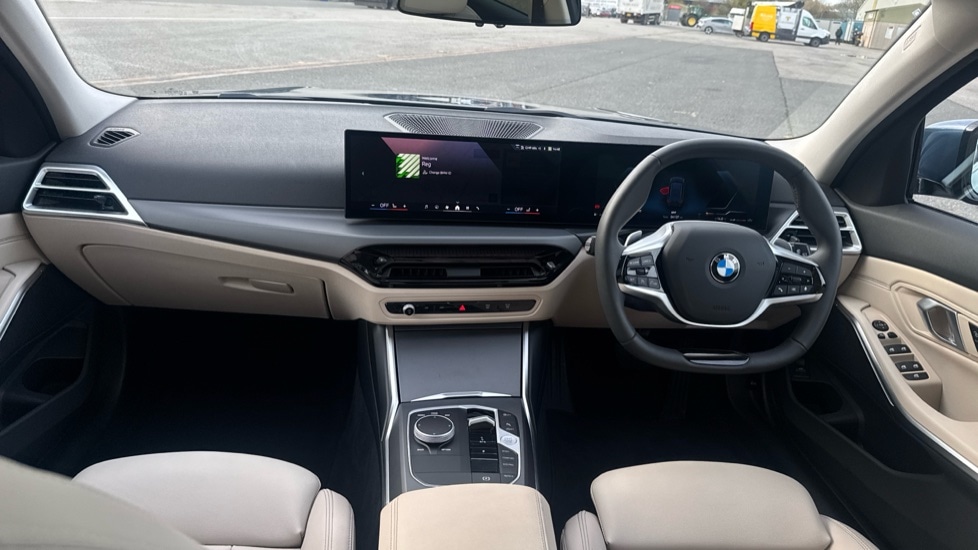 Used BMW 3 Series 2024 for sale - 76609742: Photo 11