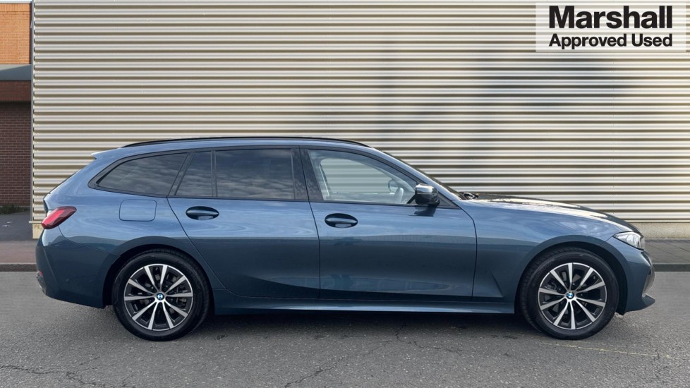 Used BMW 3 Series 2024 for sale - 76609742: Photo 2