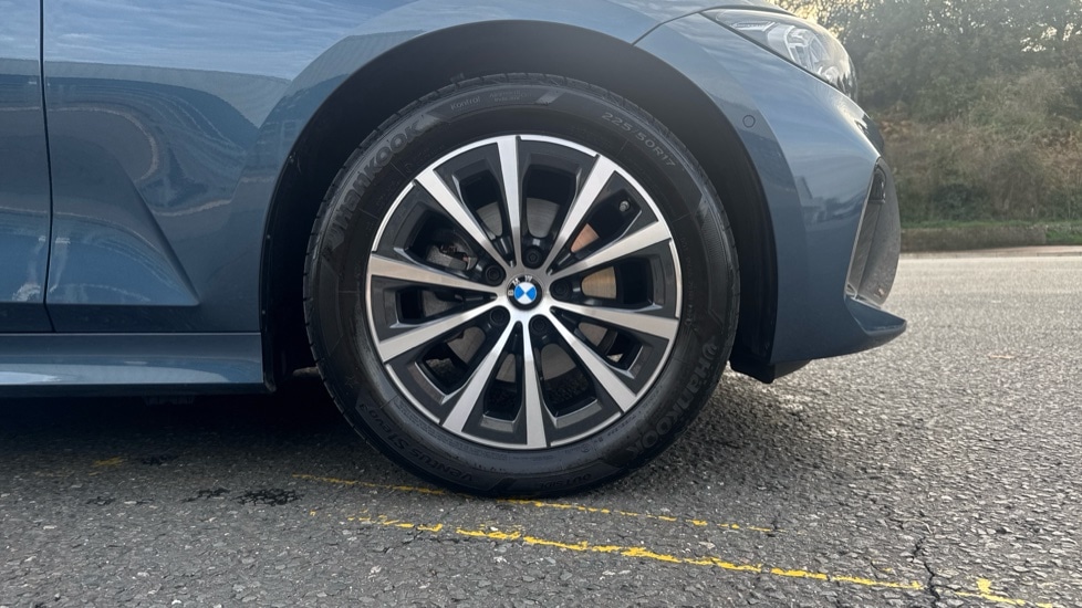 Used BMW 3 Series 2024 for sale - 76609742: Photo 20