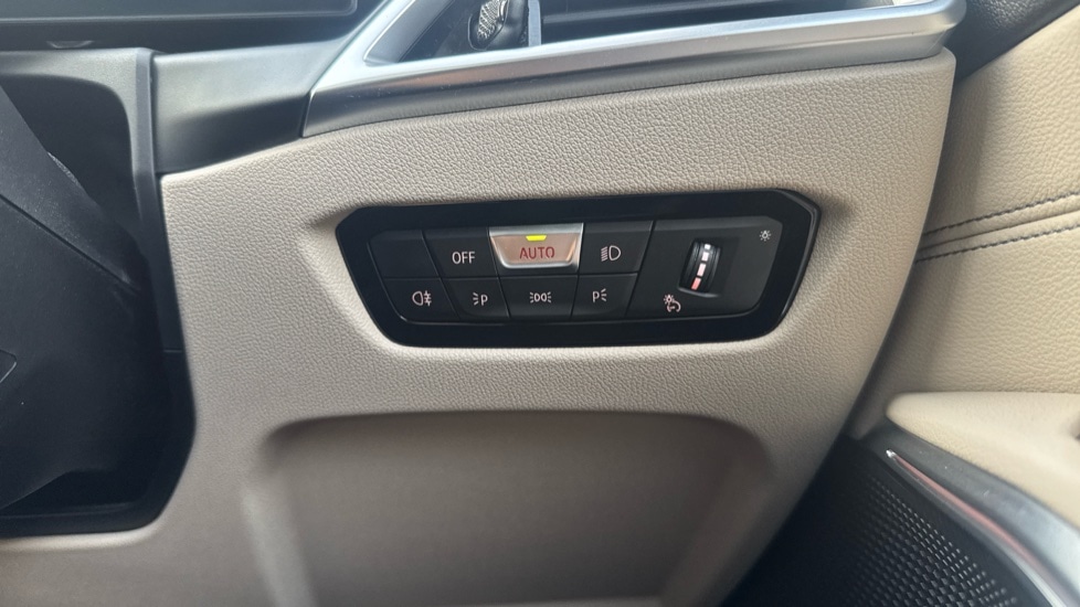 Used BMW 3 Series 2024 for sale - 76609742: Photo 26