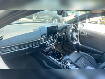 Used Audi A4 2022 for sale - 75483795: Photo