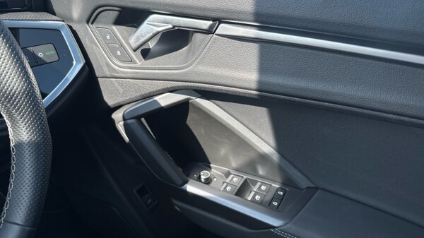 Used Audi Q3 2024 for sale - 76261708: Photo 28