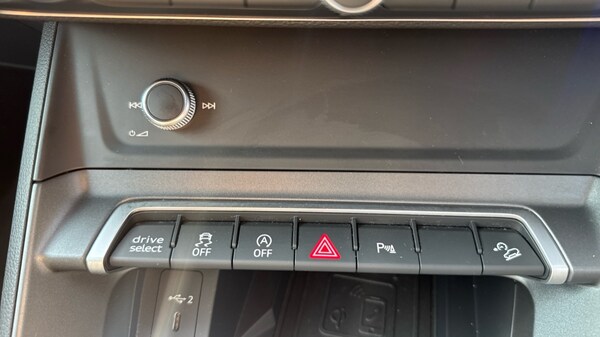 Used Audi Q3 2024 for sale - 76261708: Photo 44