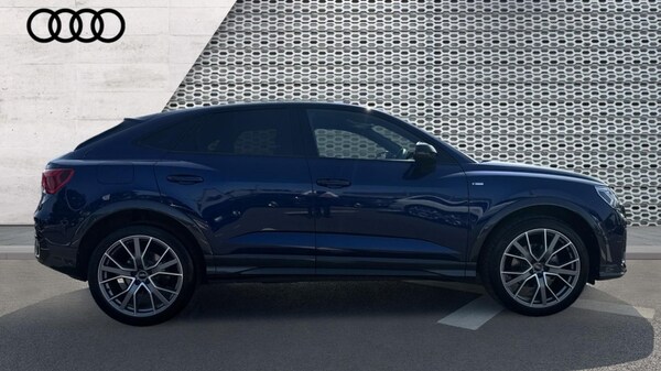 Used Audi Q3 2024 for sale - 76261708: Photo 4
