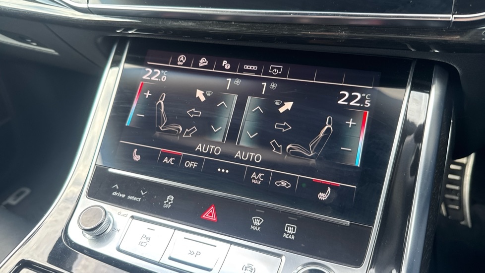 Used Audi Q8 2025 for sale - 76888762: Photo 16