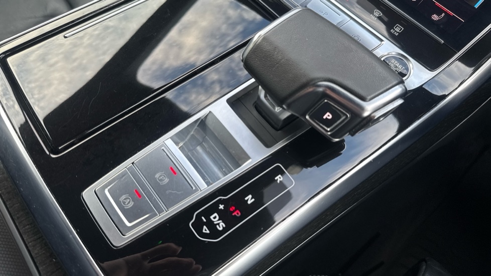 Used Audi Q8 2025 for sale - 76888762: Photo 26