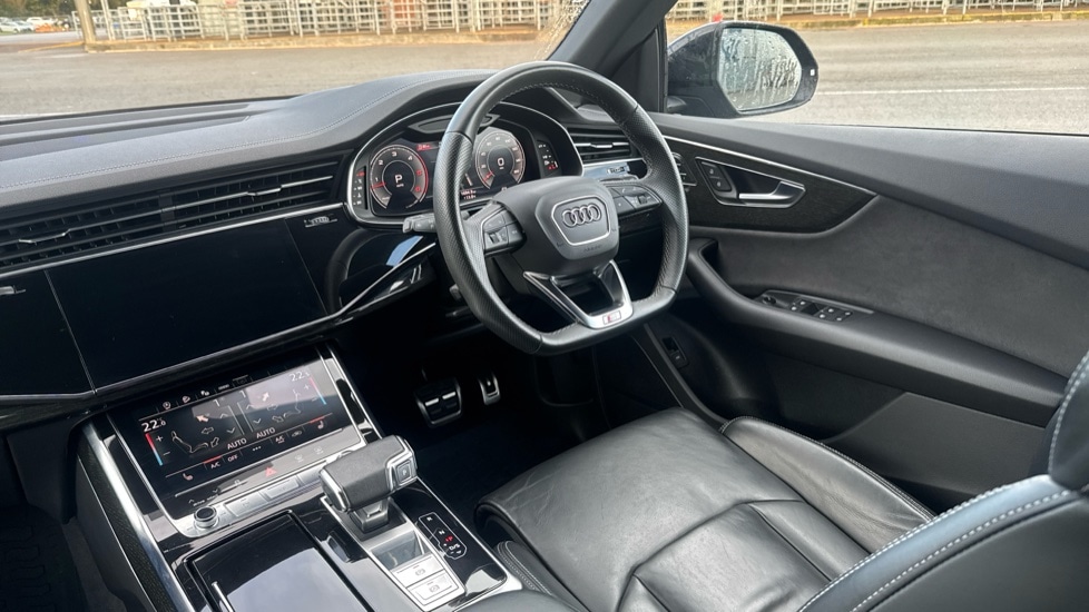 Used Audi Q8 2025 for sale - 76888762: Photo 47