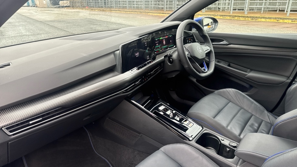 Used Volkswagen Golf 2023 for sale - 76609653: Photo 10