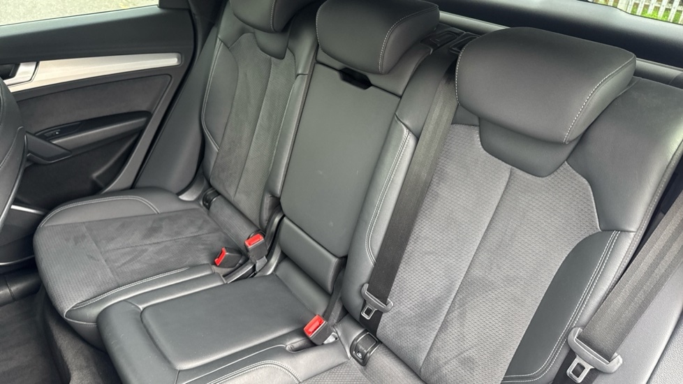 Used Audi Q5 2022 for sale - 76872195: Photo 15