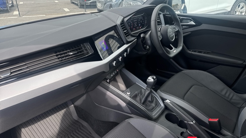 Used Audi A1 2025 for sale - 76328296: Photo 2