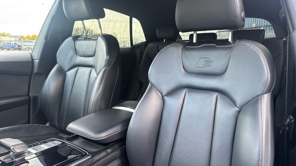 Used Audi Q8 2025 for sale - 76575105: Photo 17