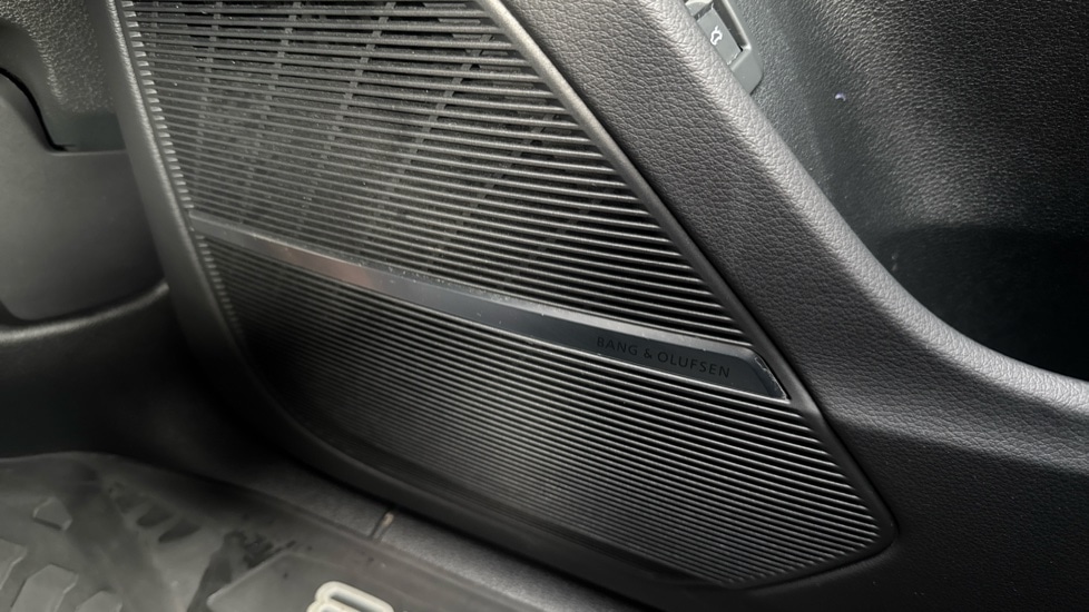 Used Audi Q8 2025 for sale - 76575105: Photo 32