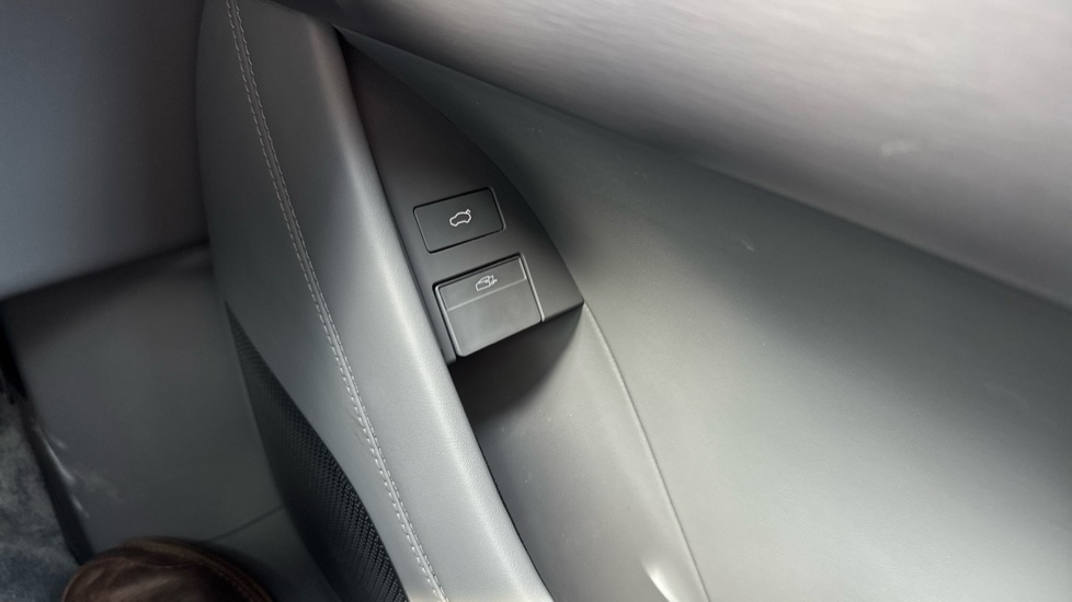 Used Lotus Eletre 2023 for sale - 76415177: Photo 43