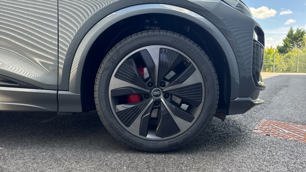 Used Audi Q6 e-tron 2025 for sale - 76321930: Photo 5