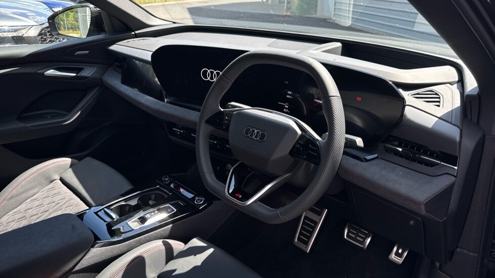 Used Audi Q6 e-tron 2025 for sale - 76321930: Photo 6