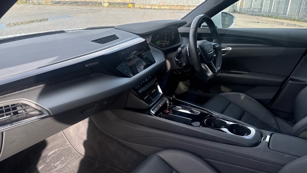 Used Audi e-tron GT 2021 for sale - 76563797: Photo 2