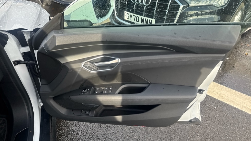 Used Audi e-tron GT 2021 for sale - 76563797: Photo 28