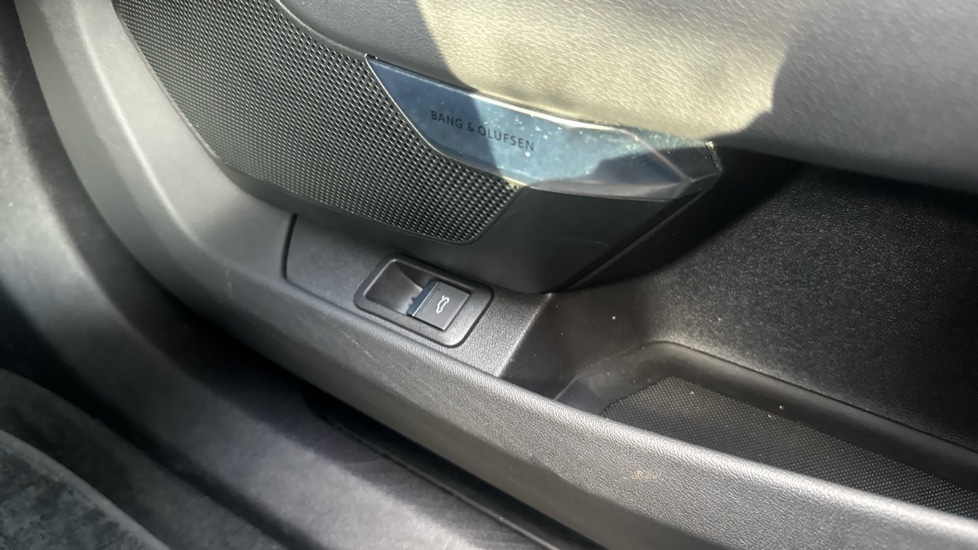 Used Audi e-tron GT 2021 for sale - 76563797: Photo 37