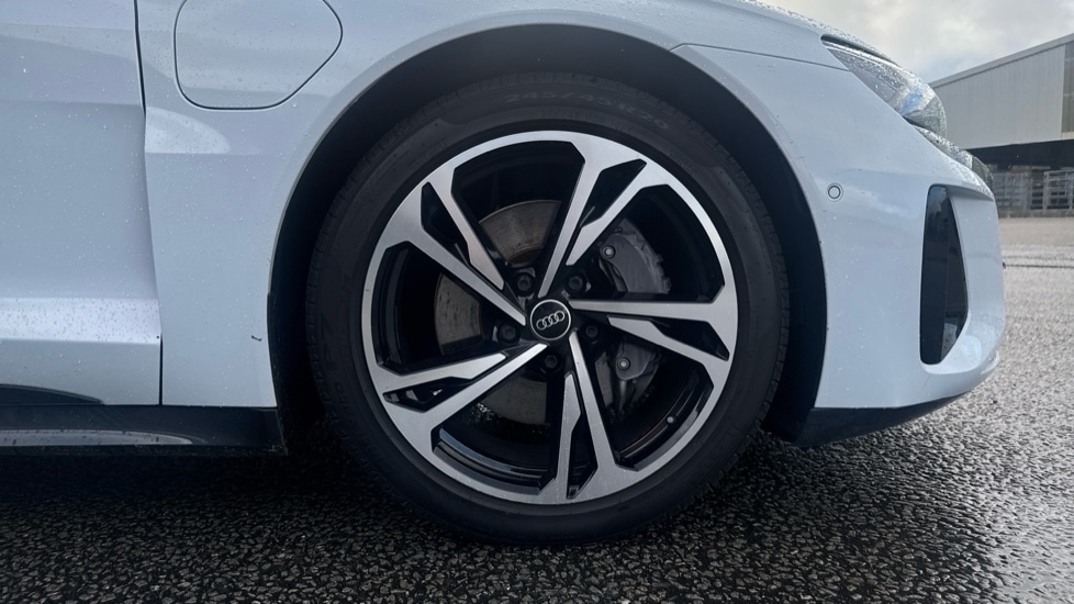 Used Audi e-tron GT 2021 for sale - 76563797: Photo 5