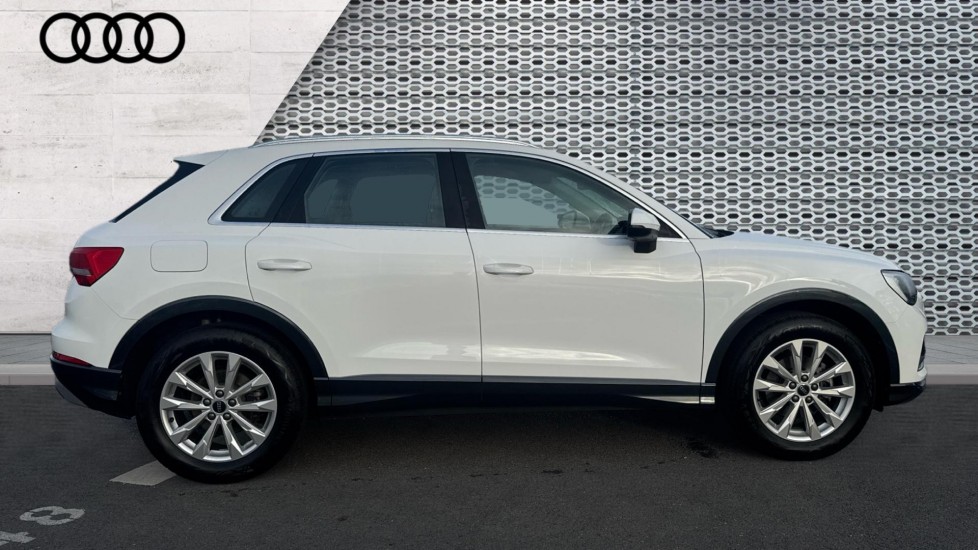 Used Audi Q3 2024 for sale - 76112078: Photo 4