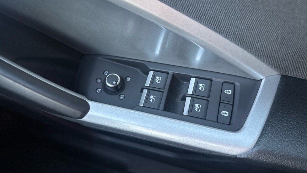 Used Audi Q3 2024 for sale - 76112078: Photo 41