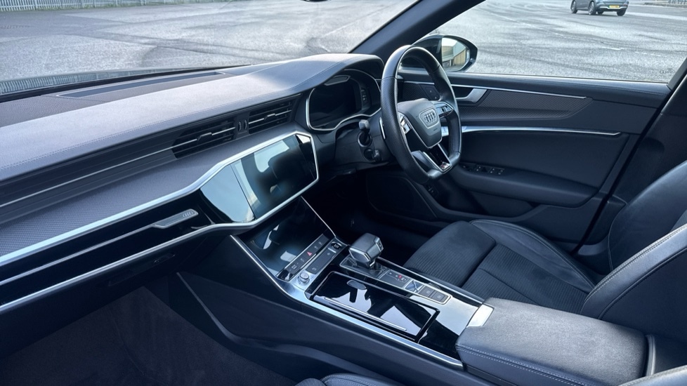 Used Audi A6 2022 for sale - 76872601: Photo 2