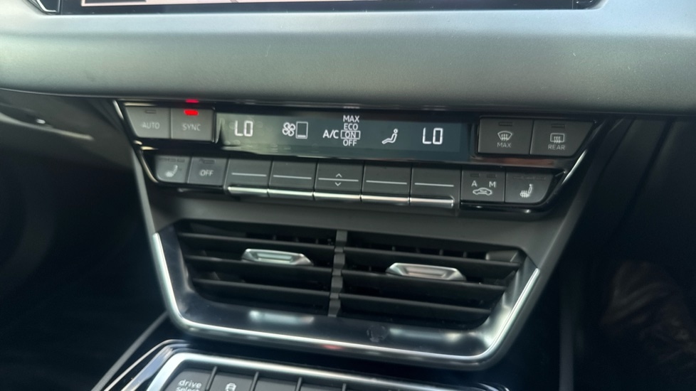 Used Audi e-tron GT 2021 for sale - 76871078: Photo 16