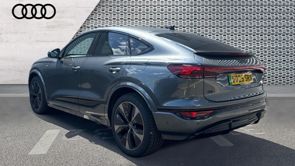 Used Audi Q6 e-tron 2025 for sale - 76869248: Photo 3