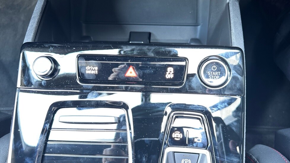 Used Audi Q6 e-tron 2025 for sale - 76869248: Photo 43