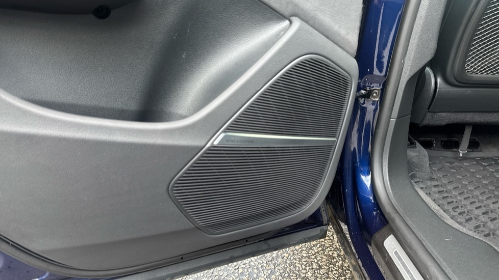 Used Audi Q8 2025 for sale - 76519350: Photo 35