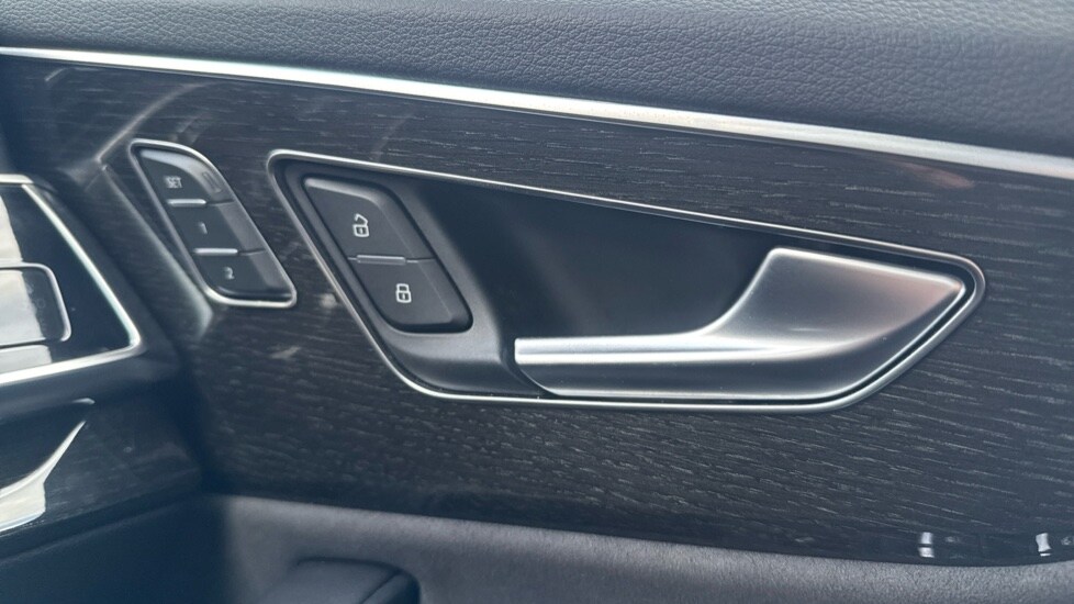 Used Audi Q8 2025 for sale - 76519350: Photo 52