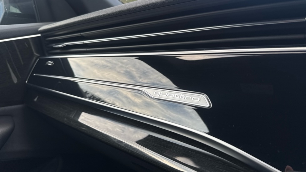 Used Audi Q8 2025 for sale - 76519350: Photo 59