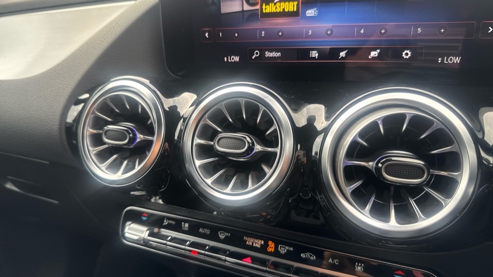 Used Mercedes-Benz EQA 2023 for sale - 76870870: Photo 37