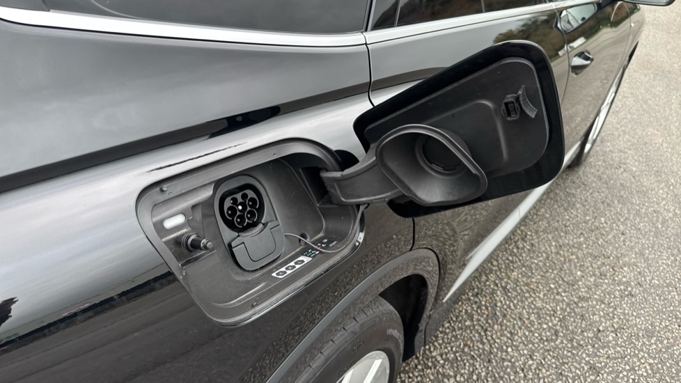 Used Audi Q4 e-tron 2025 for sale - 76873199: Photo 22