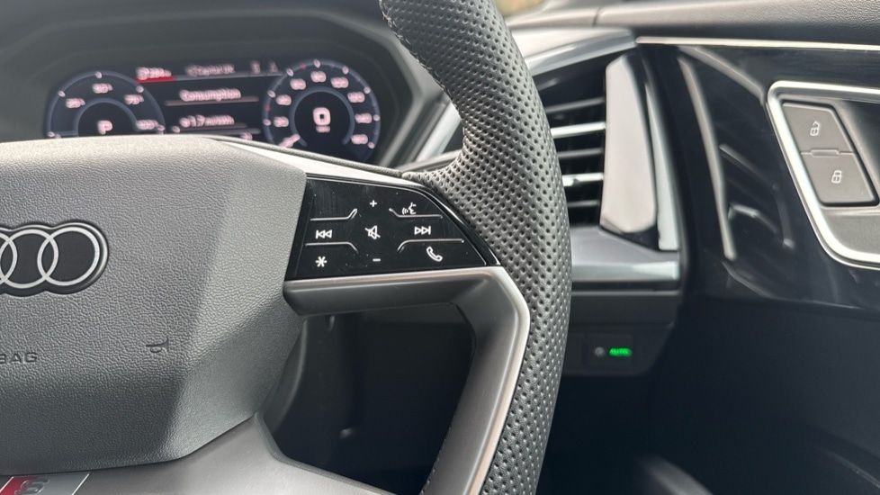 Used Audi Q4 e-tron 2025 for sale - 76873199: Photo 23