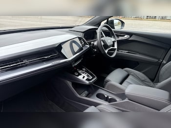 Used Audi Q4 e-tron 2025 for sale - 76873199: Photo