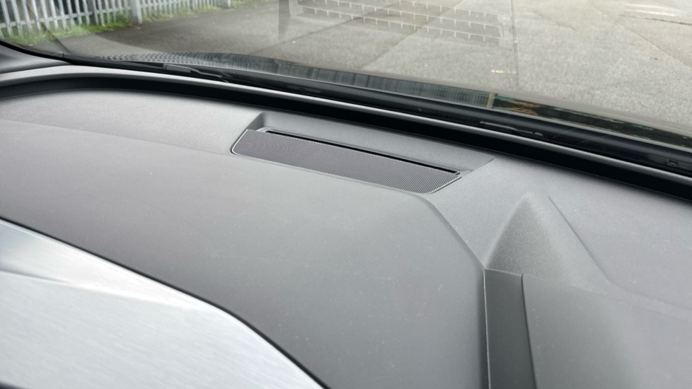 Used Audi Q4 e-tron 2025 for sale - 76873199: Photo 32