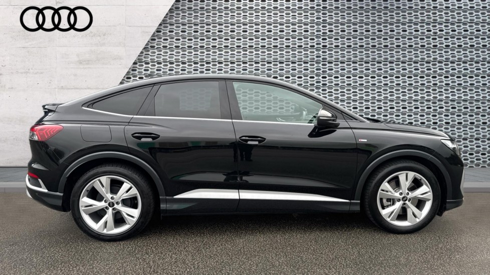 Used Audi Q4 e-tron 2025 for sale - 76873199: Photo 4