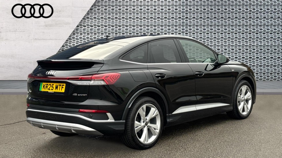 Used Audi Q4 e-tron 2025 for sale - 76873199: Photo 8