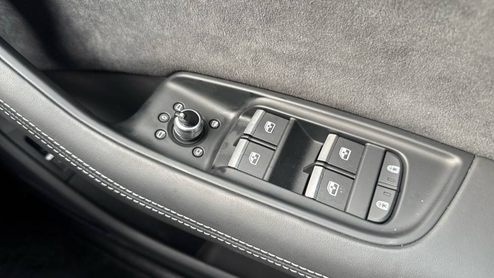 Used Audi Q7 2025 for sale - 76826798: Photo 28