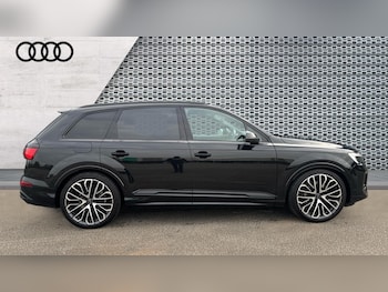 Used Audi Q7 2025 for sale - 76826798: Photo