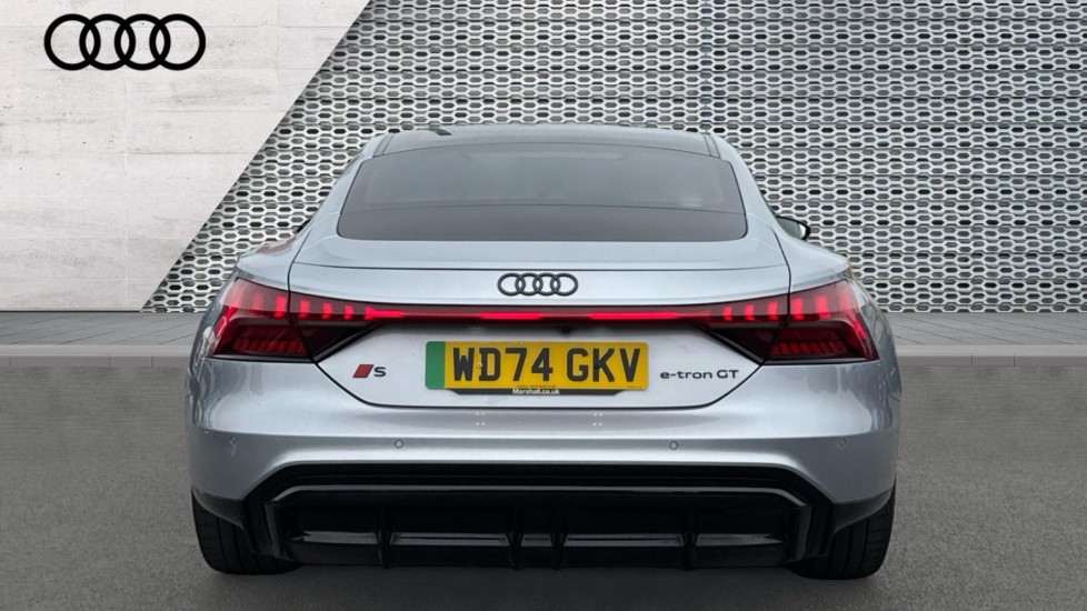Used Audi e-tron GT 2024 for sale - 76168680: Photo 11