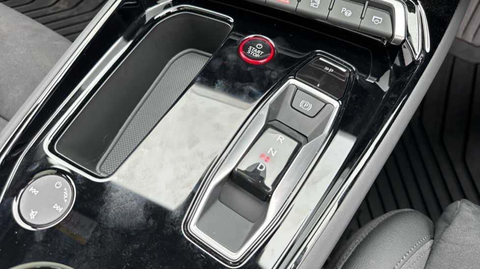 Used Audi e-tron GT 2024 for sale - 76168680: Photo 26